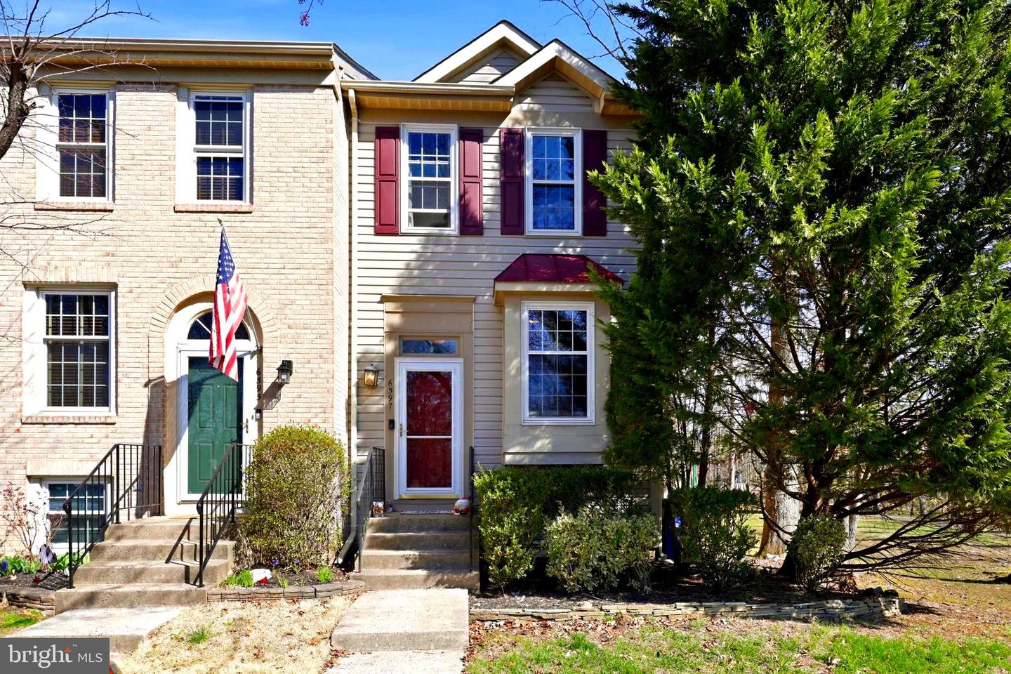 6597 Skylemar Trail