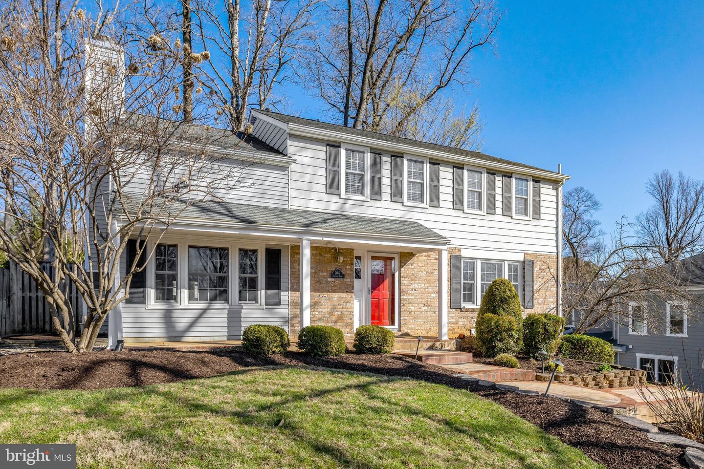2015 Freedom Lane, Falls Church