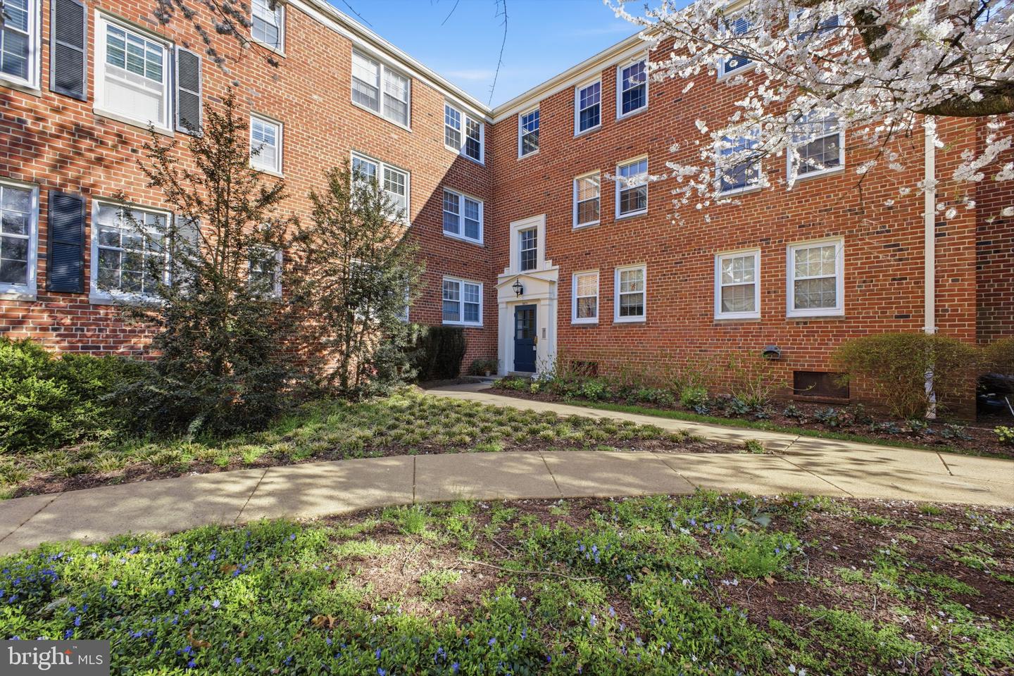 6611 E Wakefield Drive #c1, Alexandria