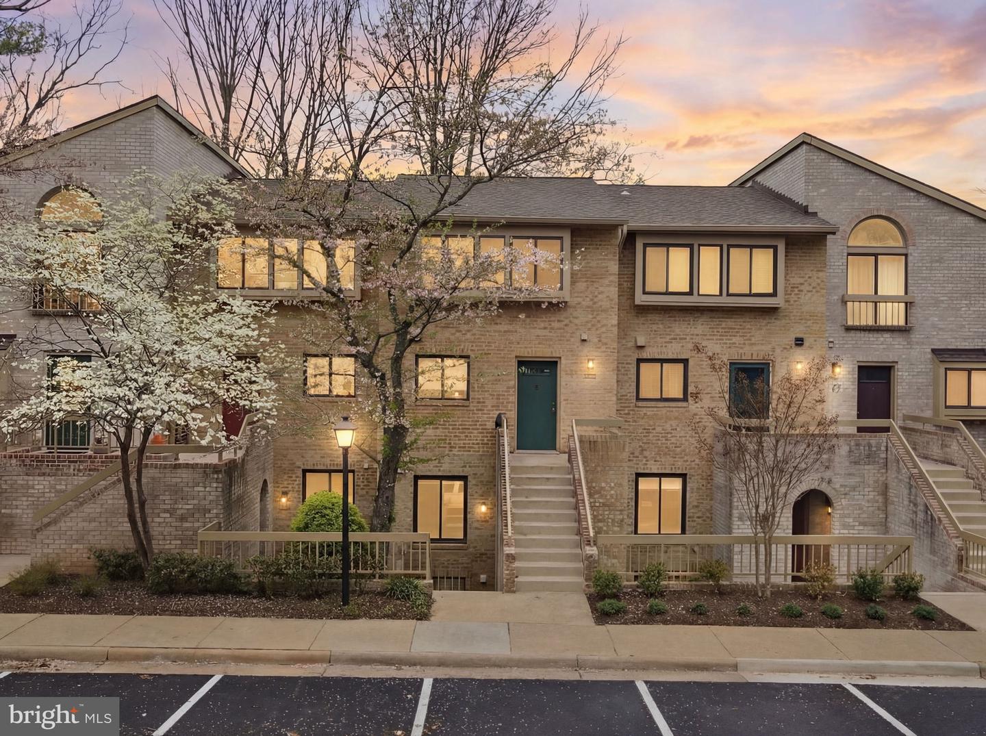 11124 Boathouse Court #89, Reston