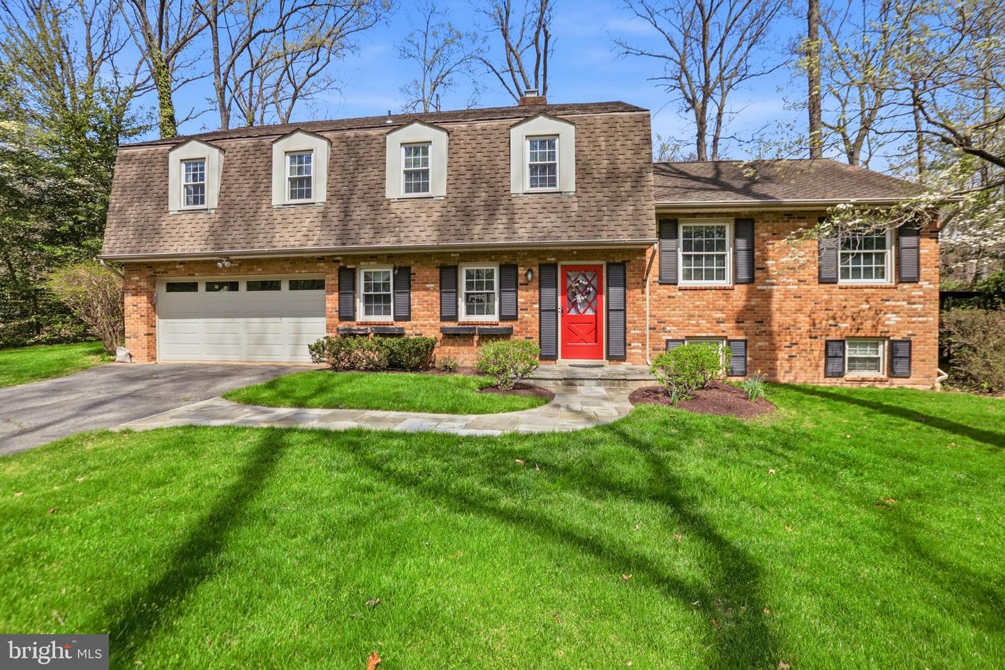 12012 Canter Lane