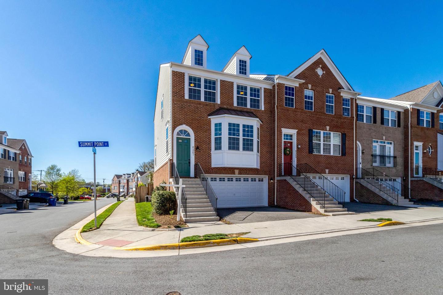 6267 Summit Point Court, Alexandria