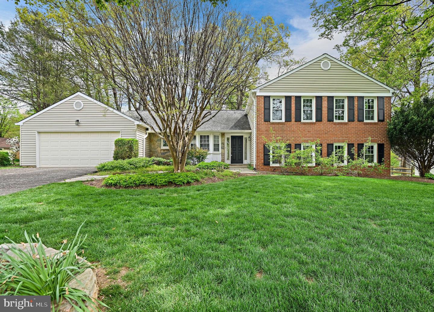 1505 Snughill Court, Vienna