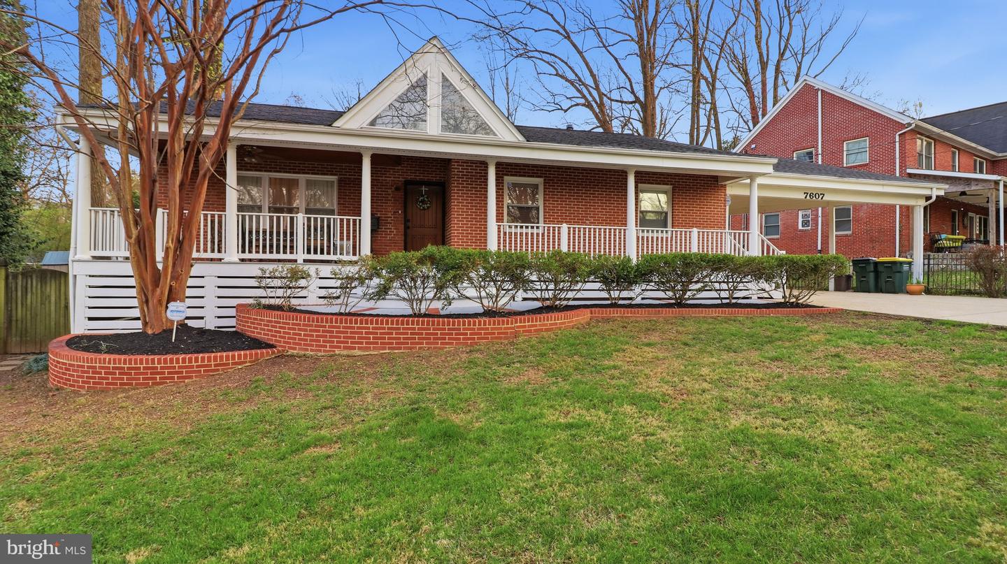 7607 Burnside Court, Falls Church