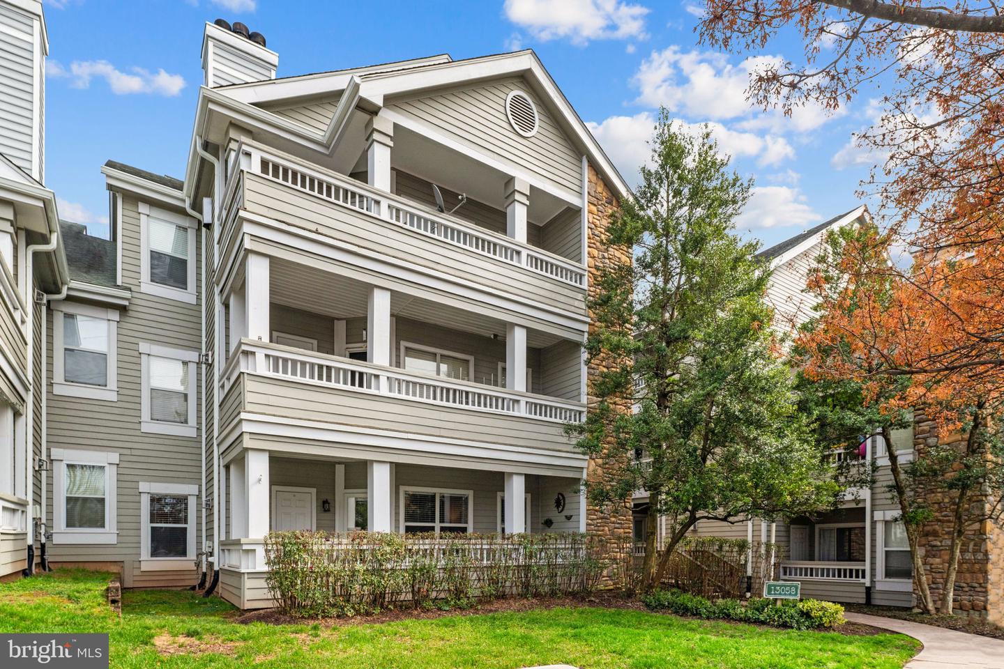 13058 Autumn Woods Way #105, Fairfax