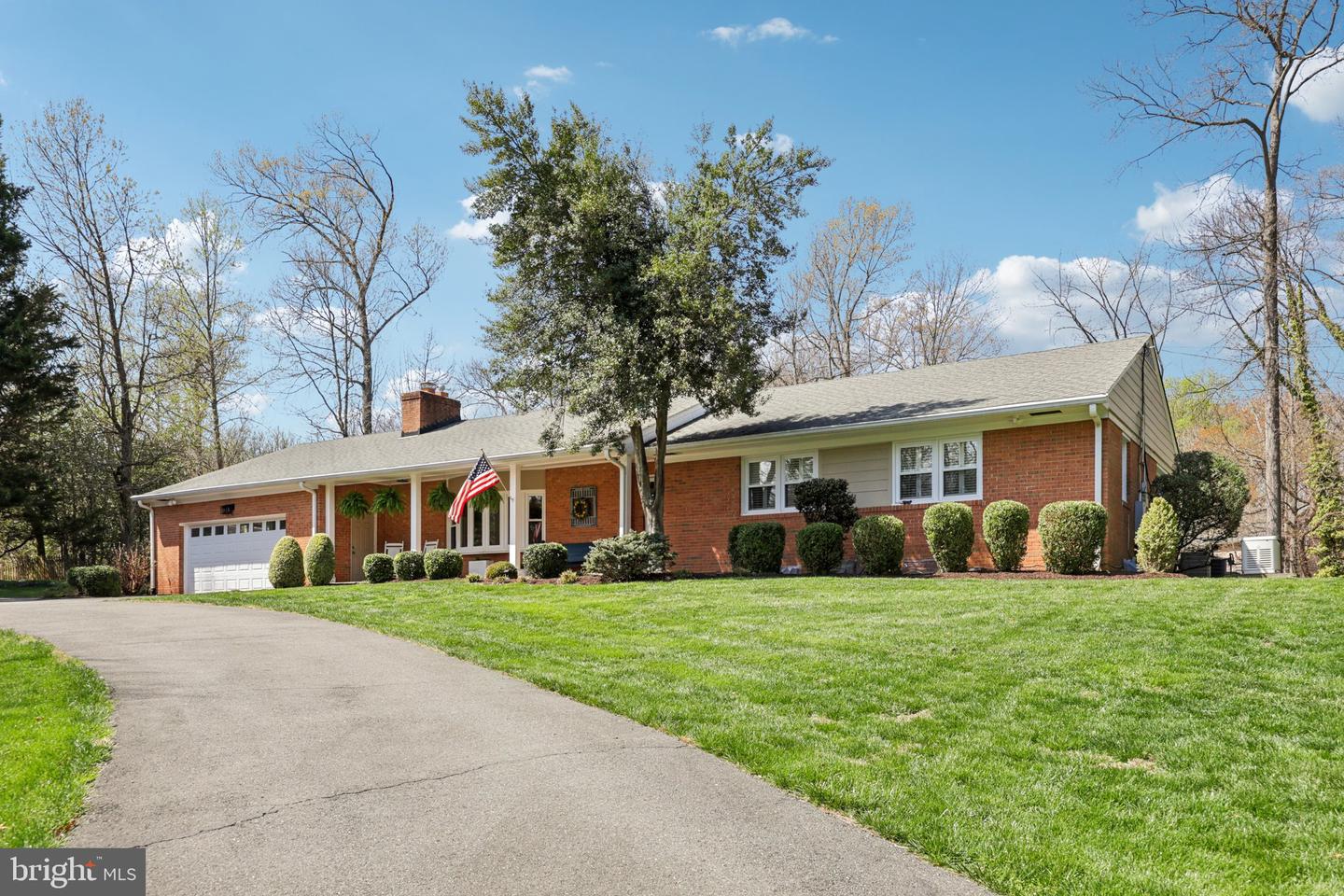 3704 Pleasant Ridge Road, Annandale