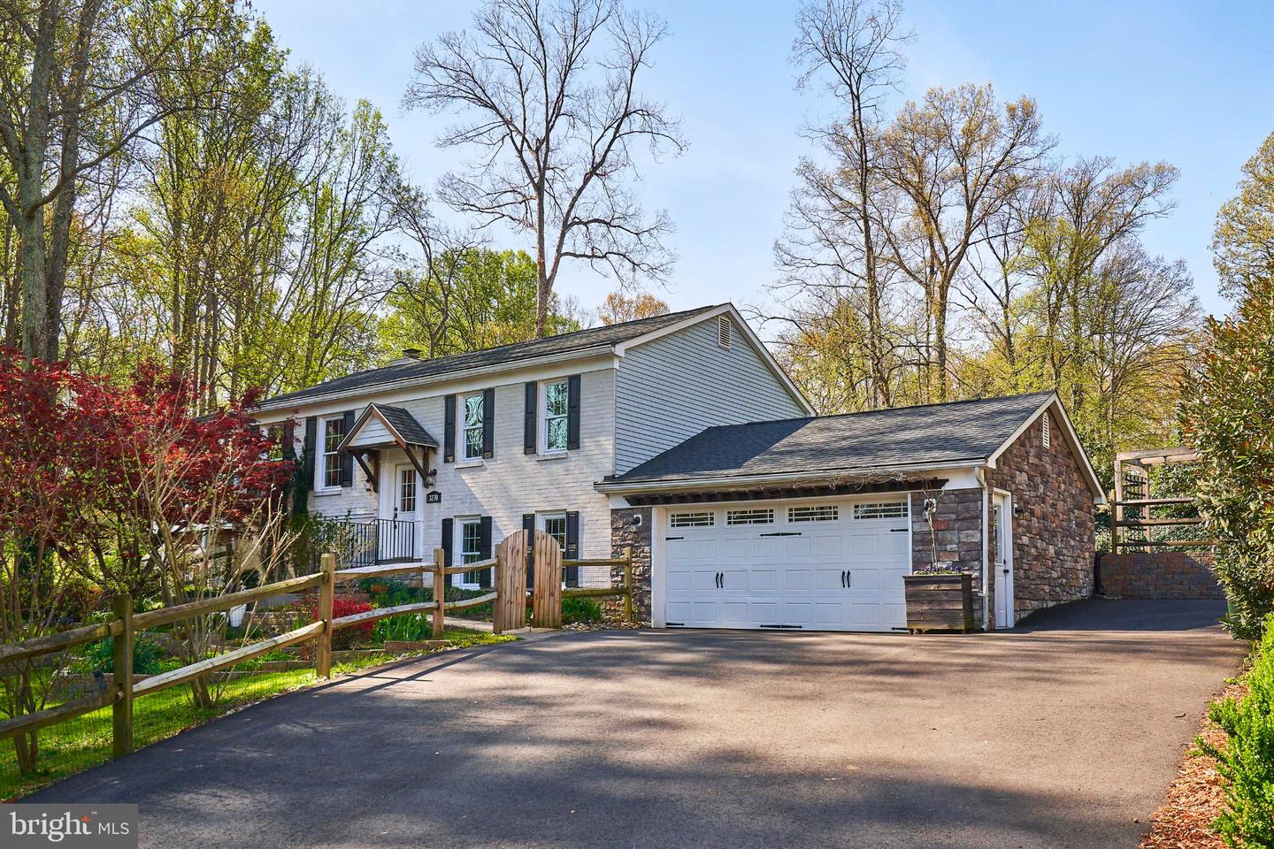 3270 Fox Mill Road, Oakton