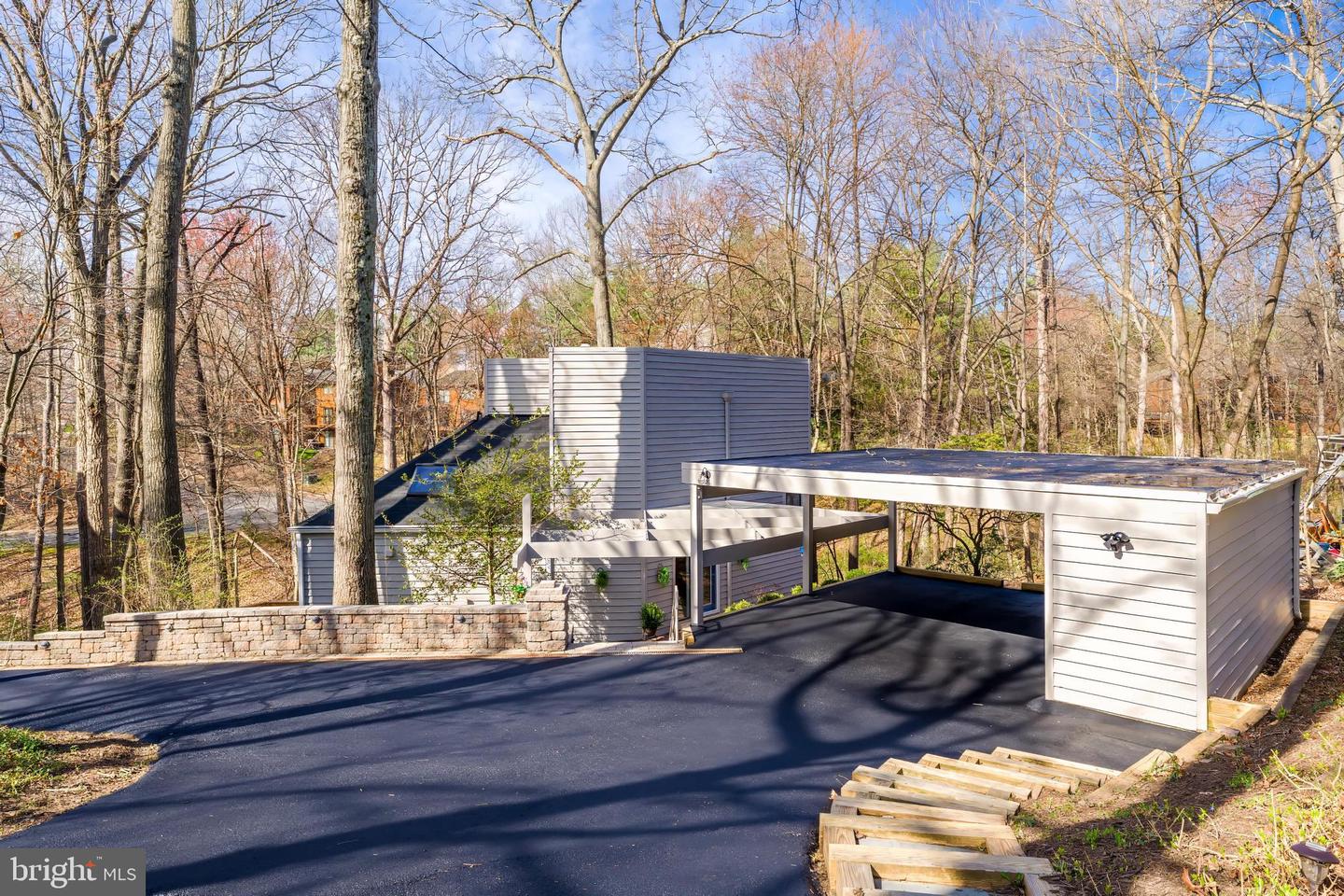 2118 Owls Cove Lane, Reston
