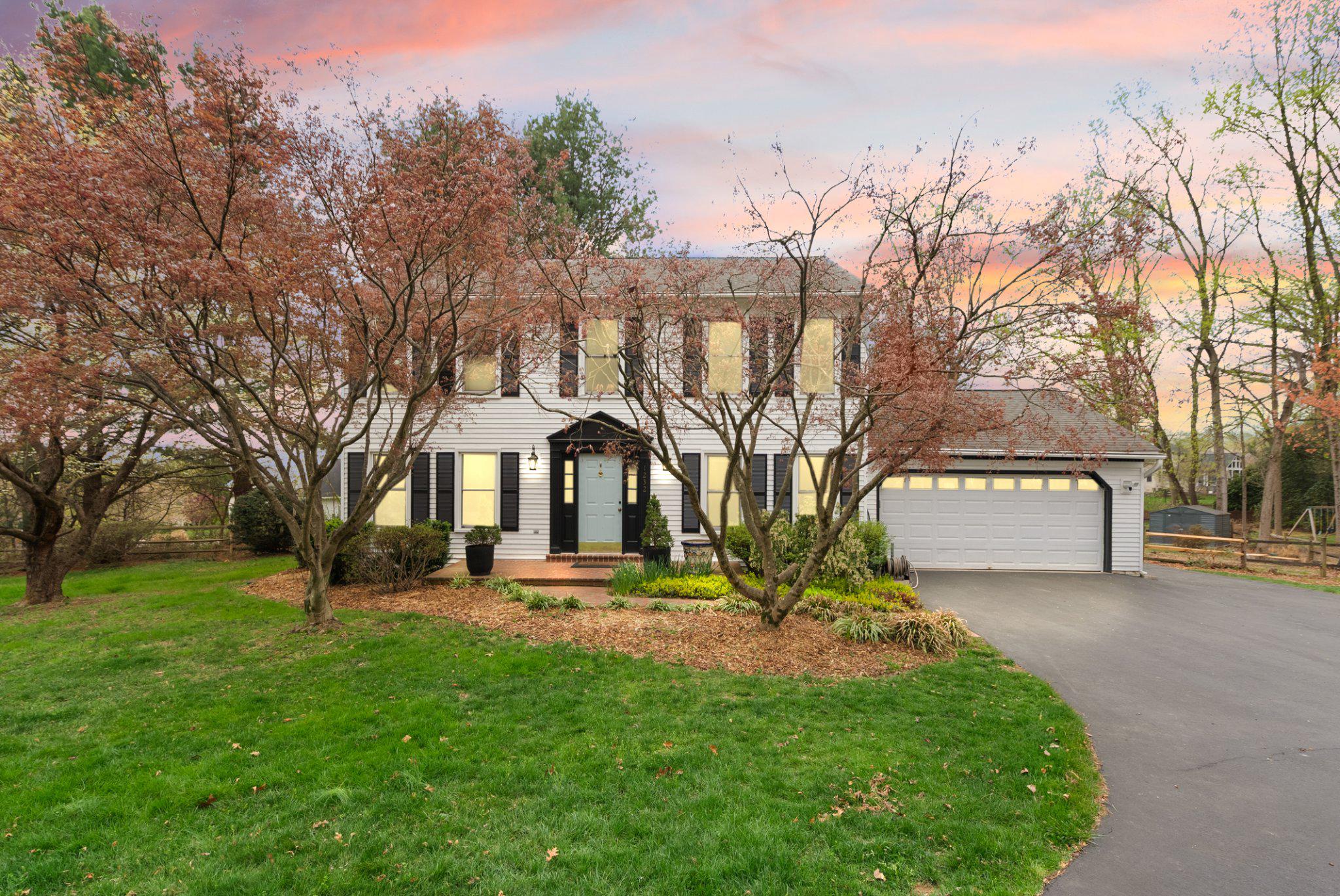 1232 Bishopsgate Way, Reston
