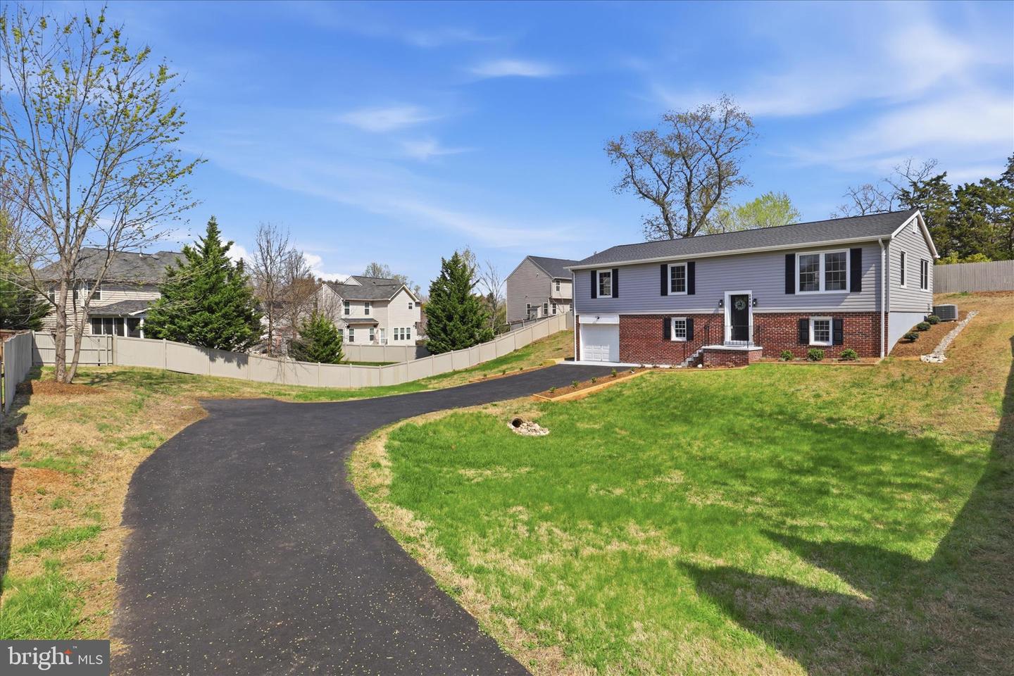 3416 Sunny View Drive, Alexandria