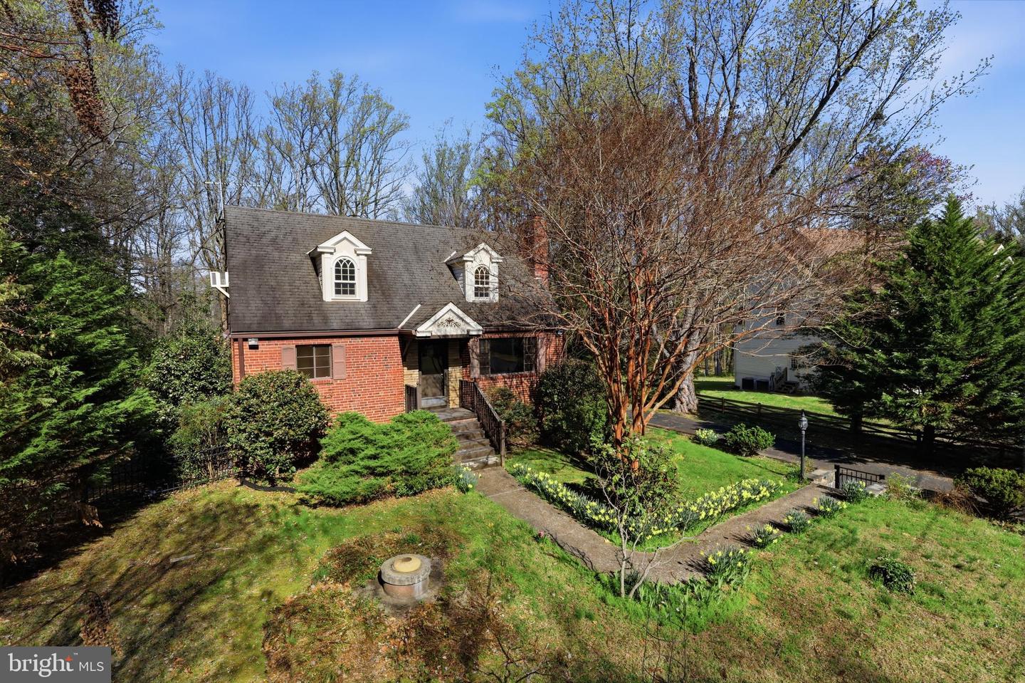 4728 Groves Lane, Fairfax