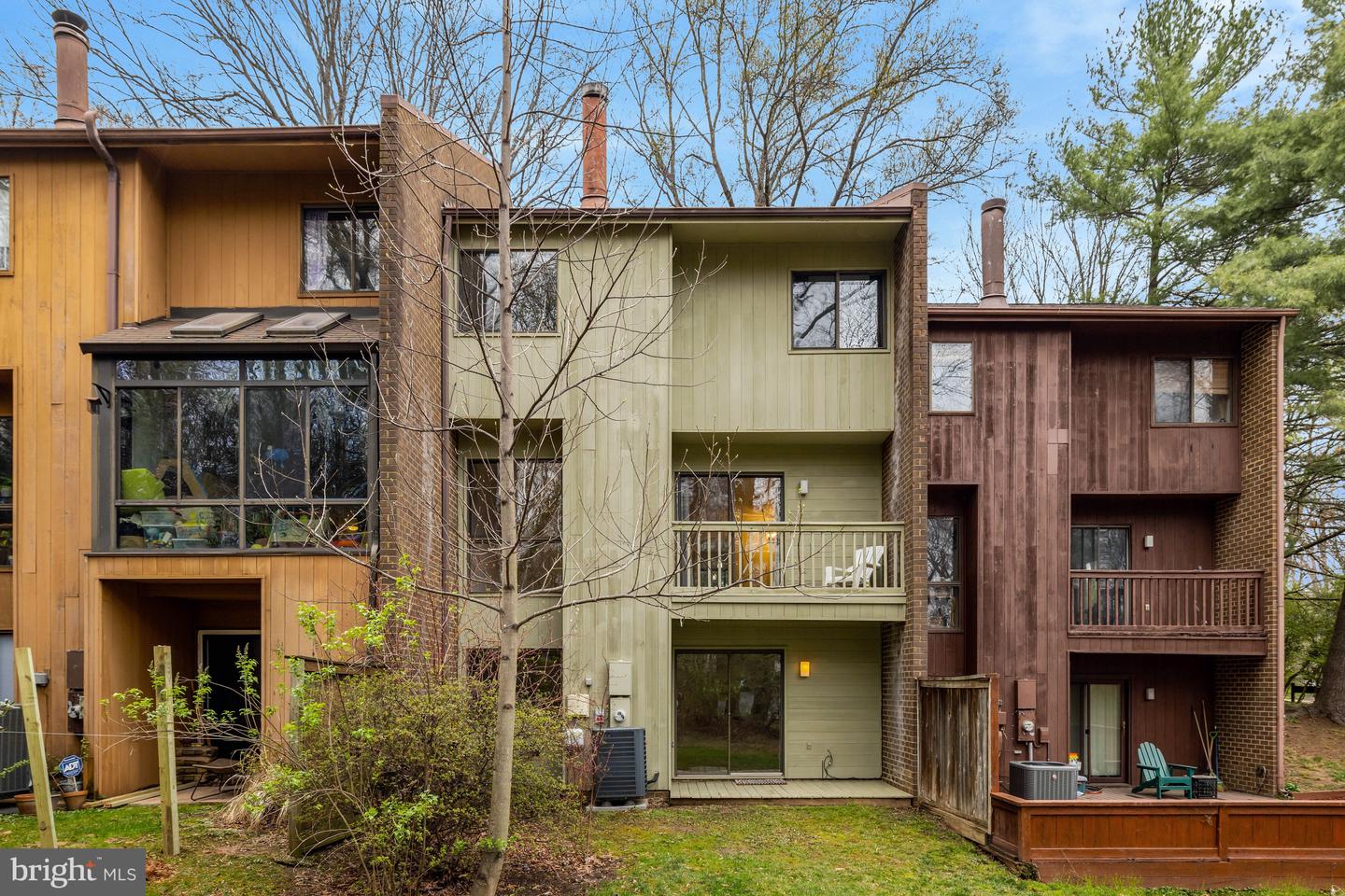 1752 Wainwright Drive, Reston