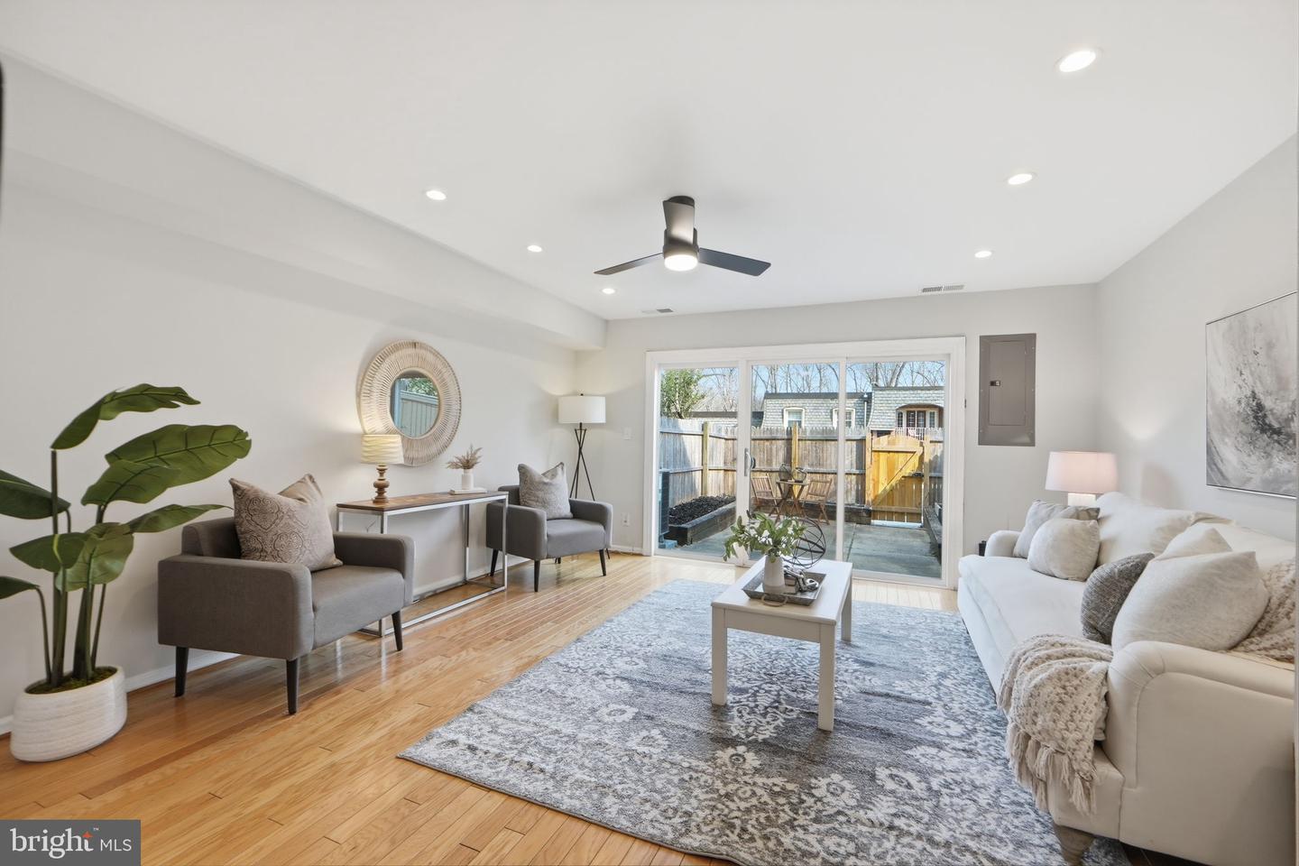 8230 Carrleigh Parkway #84