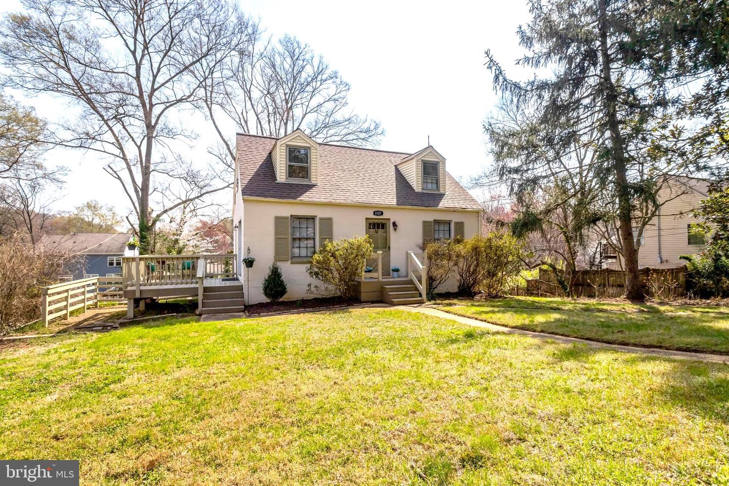 8501 Richmond Avenue, Alexandria