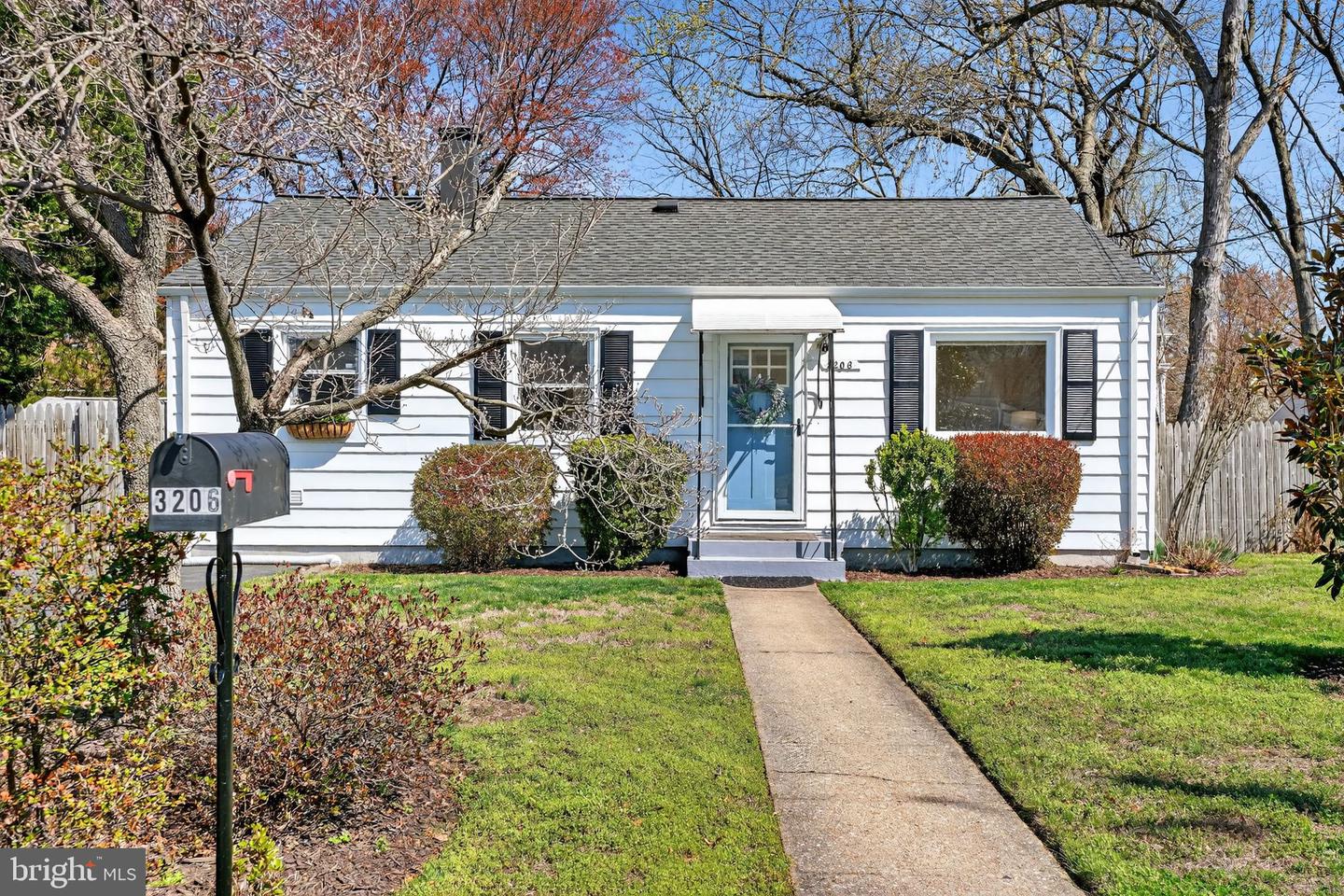 3206 Campbell Drive, Alexandria