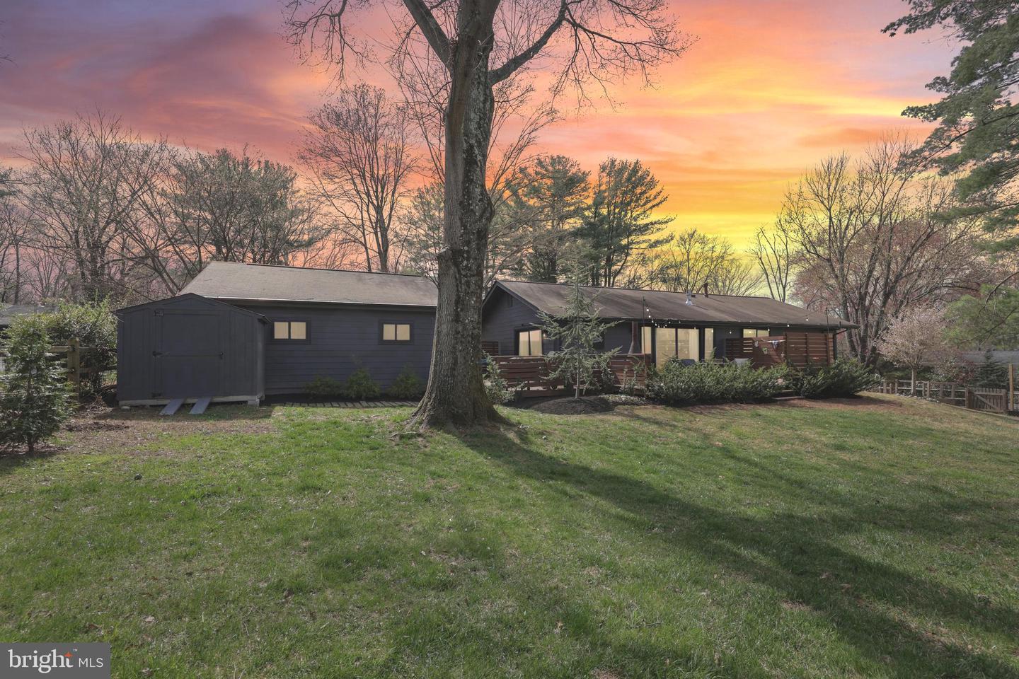 10913 Howland Drive, Reston