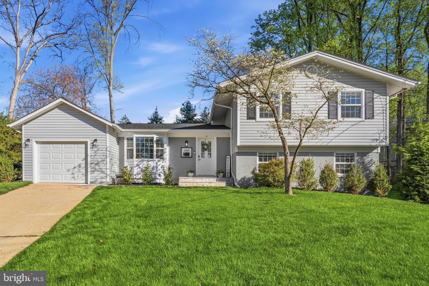 2406 Garnett Court, Vienna