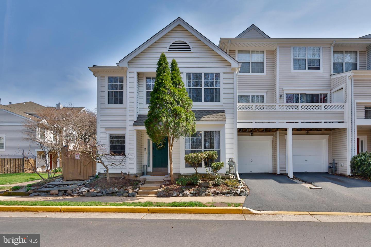 14445 Glencrest Circle #74, Centreville