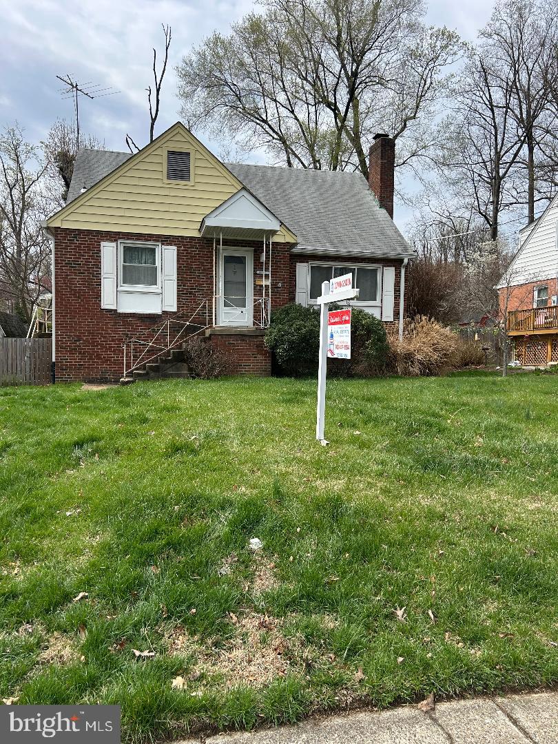 1021 Poplar Drive, Falls Church