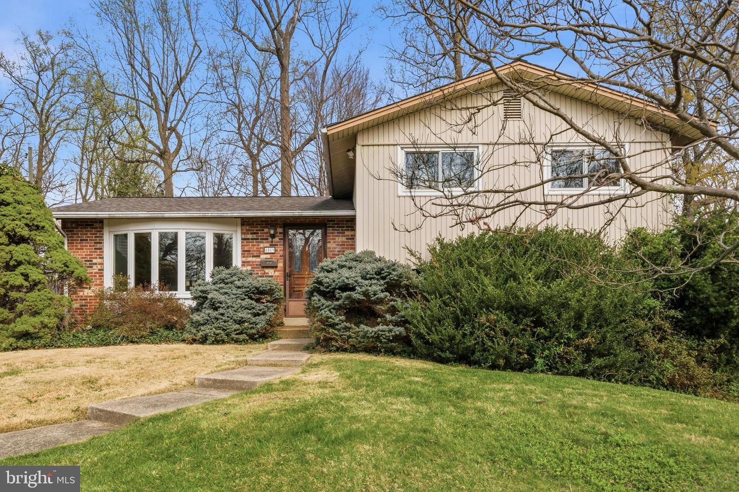 4519 Weyburn Drive, Annandale