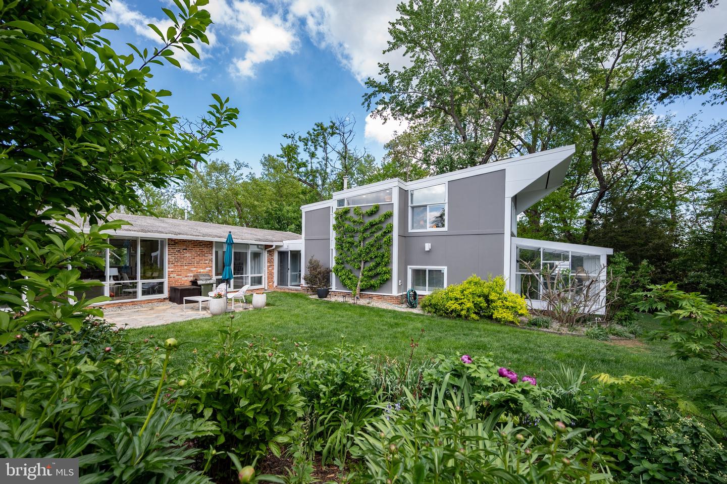 2103 Marthas Road, Alexandria