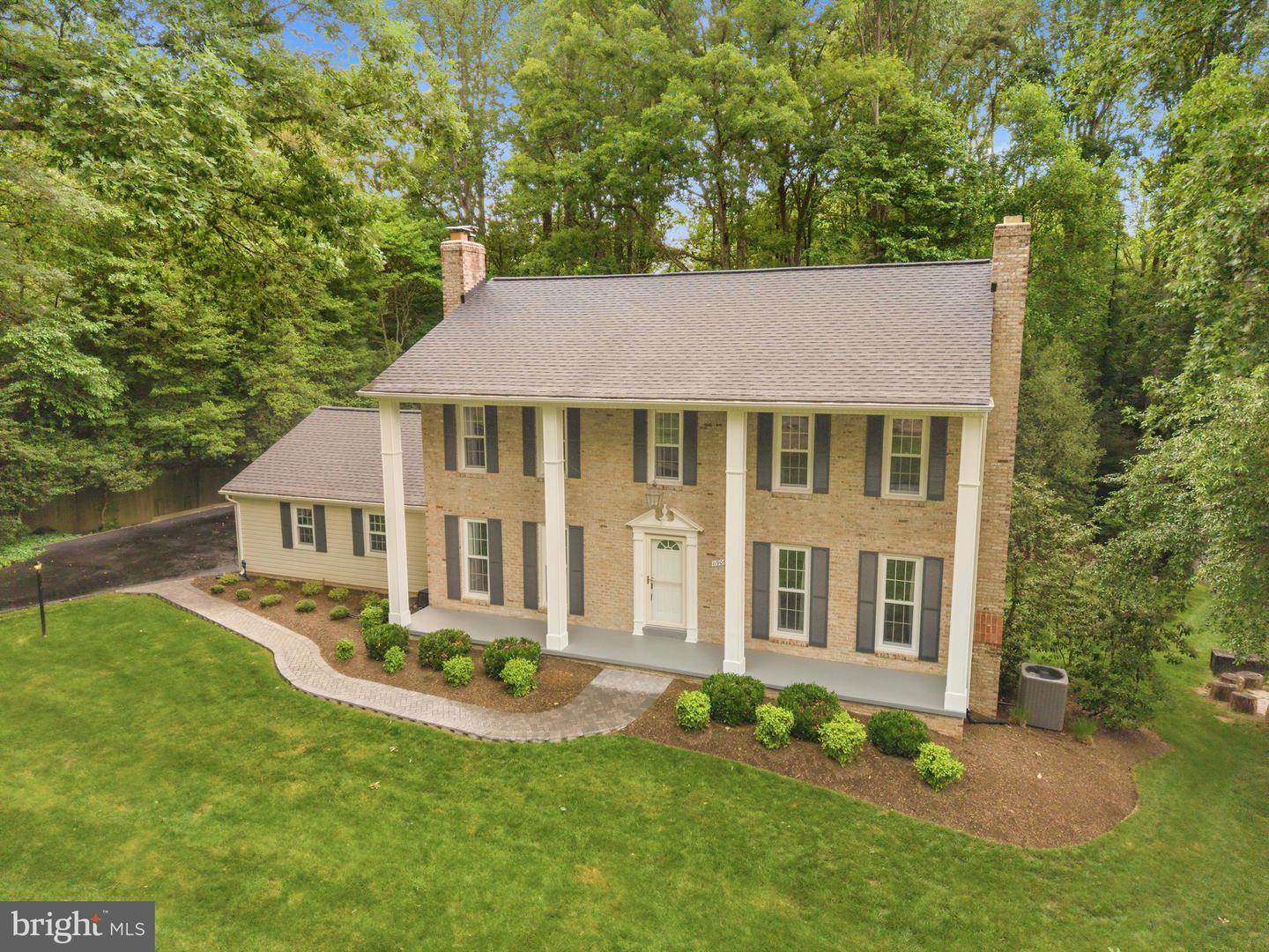 11906 Paradise Lane, Oak Hill