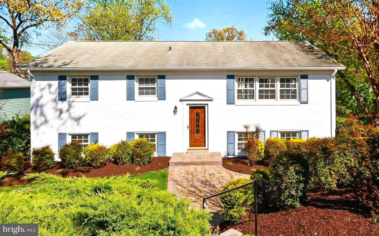 6019 Marilyn Drive, Alexandria