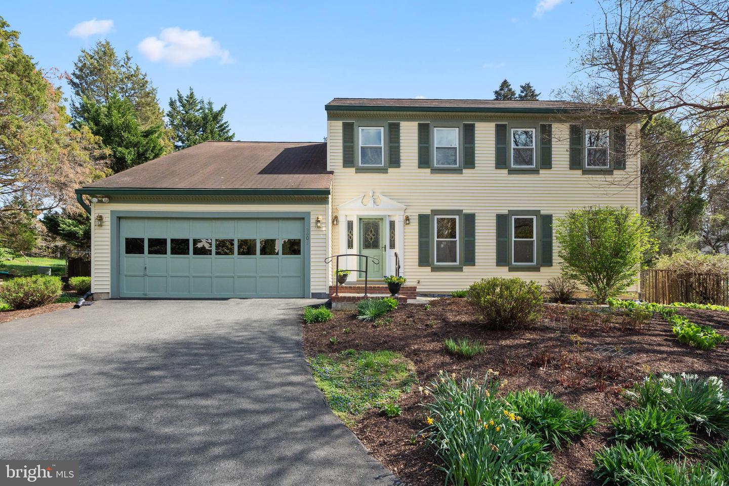 9605 Bronte Drive, Fairfax