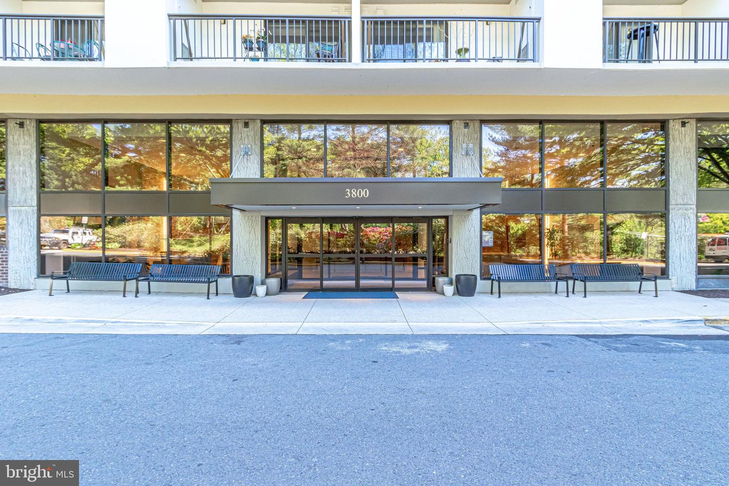 3800 Powell Lane #1211, Falls Church