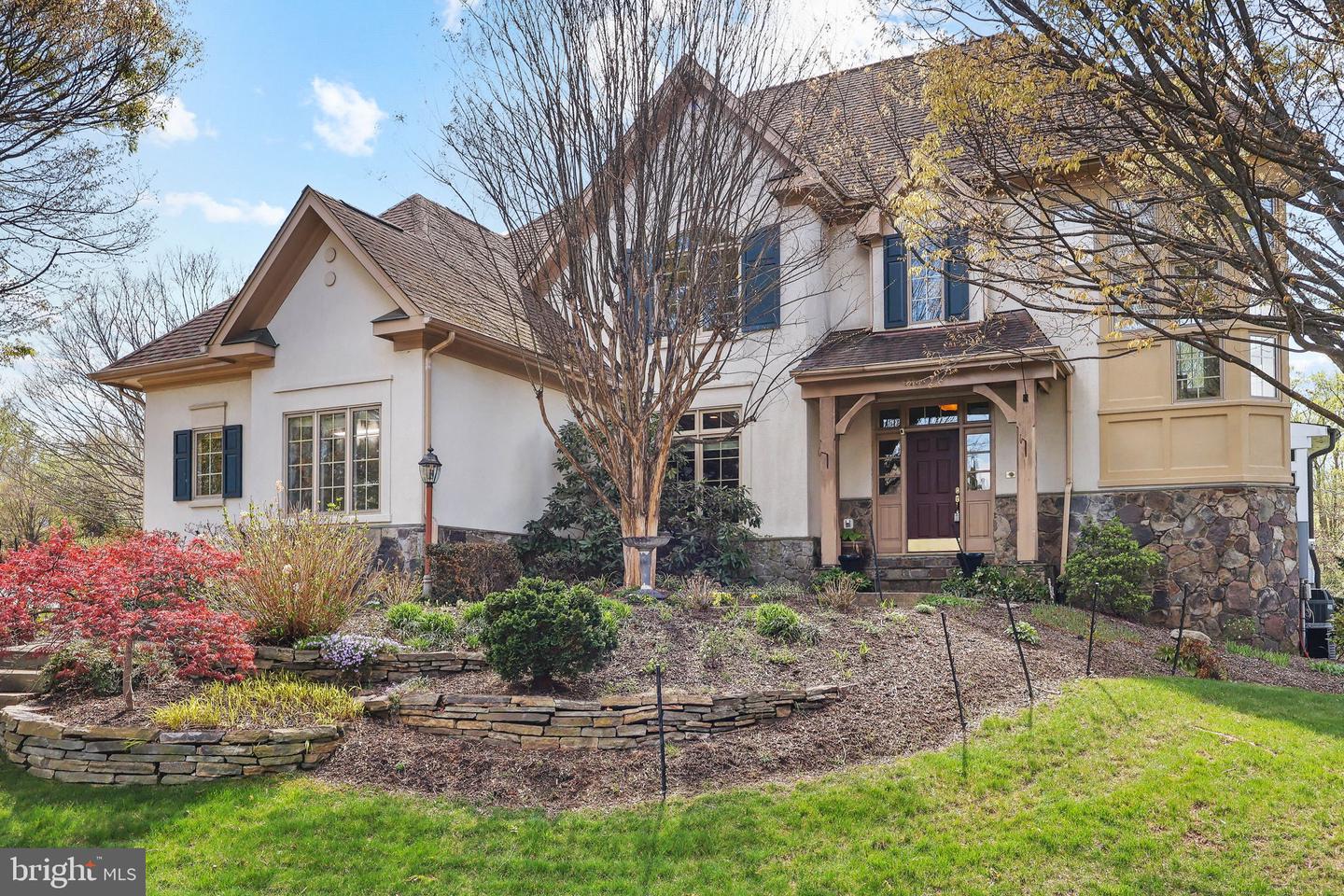 1452 Carrington Ridge Lane, Vienna