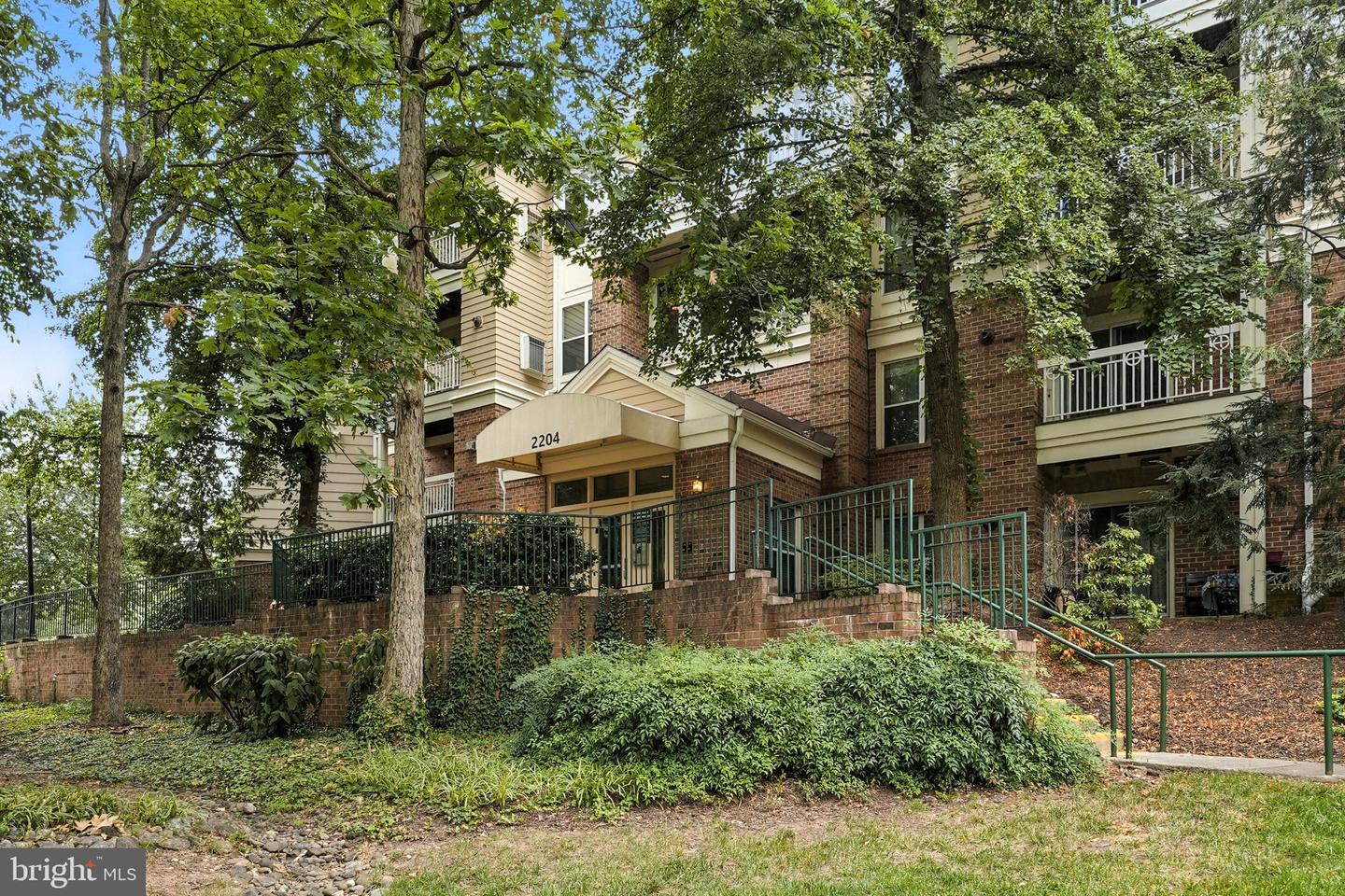 2204 Westcourt Lane #109