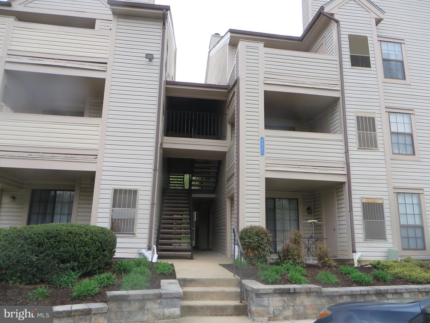 6925 Mary Caroline Circle #j, Alexandria