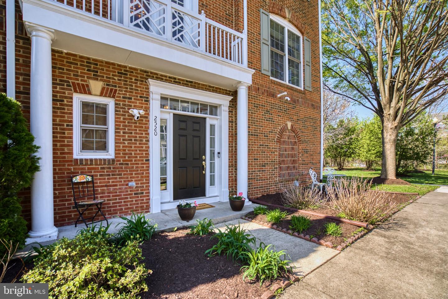 2520 Walnut Leaf Lane, Herndon