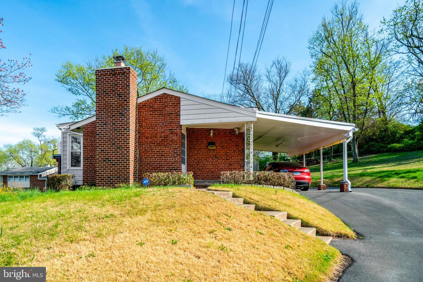 5517 Gwyn Place, Alexandria