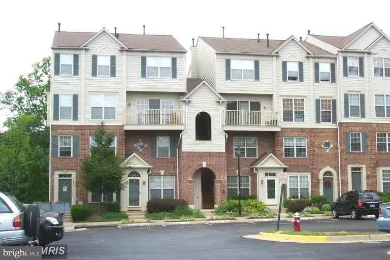 6035 Terrapin Place #301, Alexandria