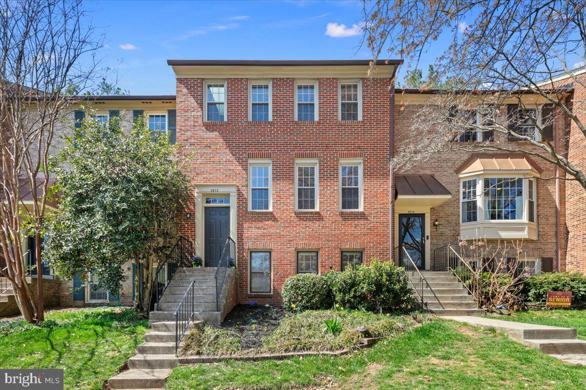 2872 Sutton Oaks Lane, Vienna