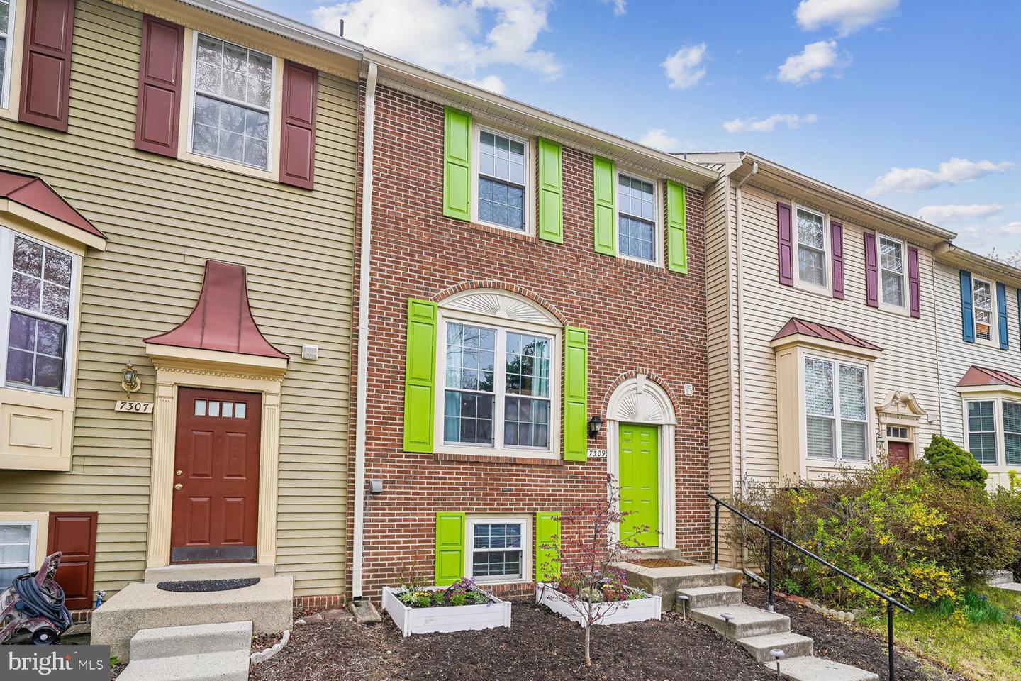 7309 Rhondda Drive, Lorton