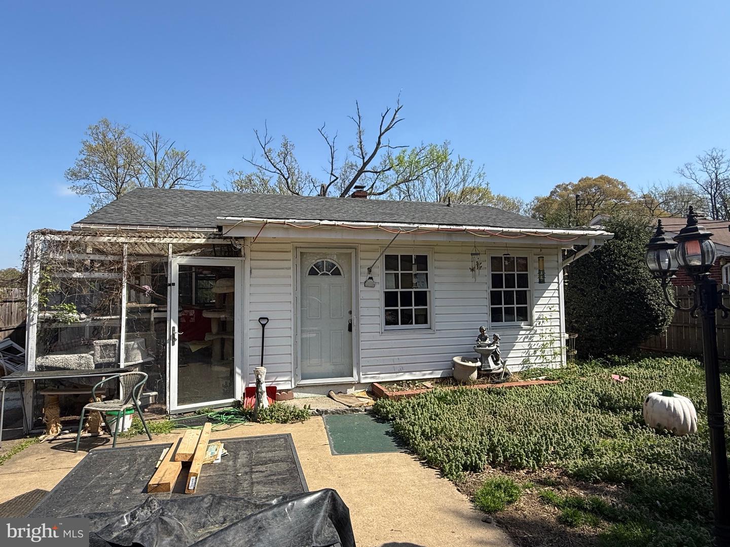2622 Groveton Street, Alexandria