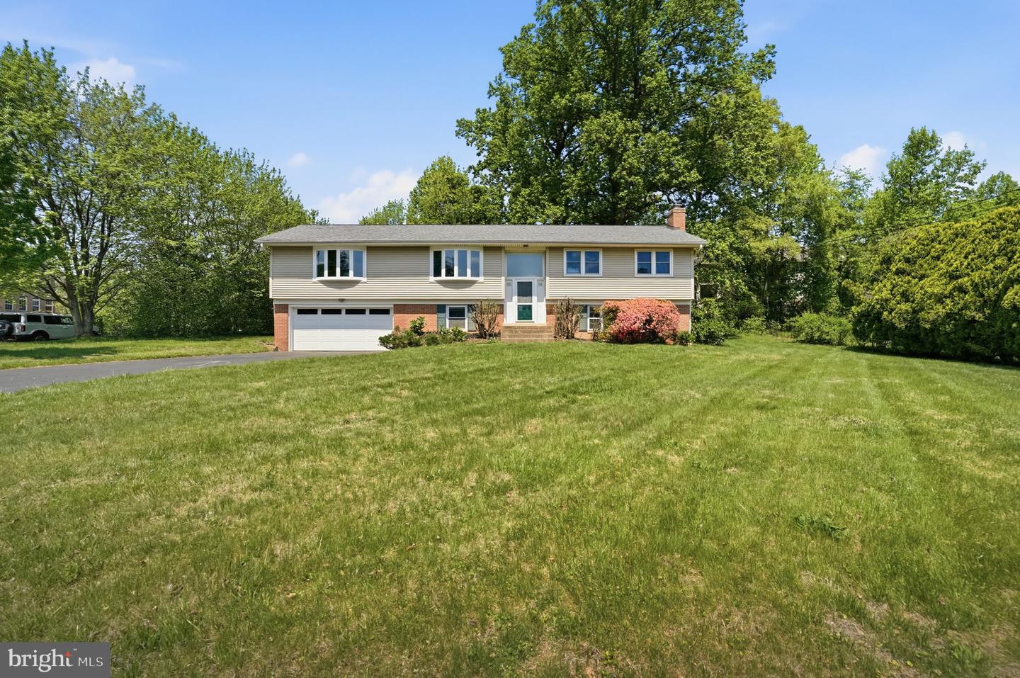 12106 Ruffin Drive, Fairfax
