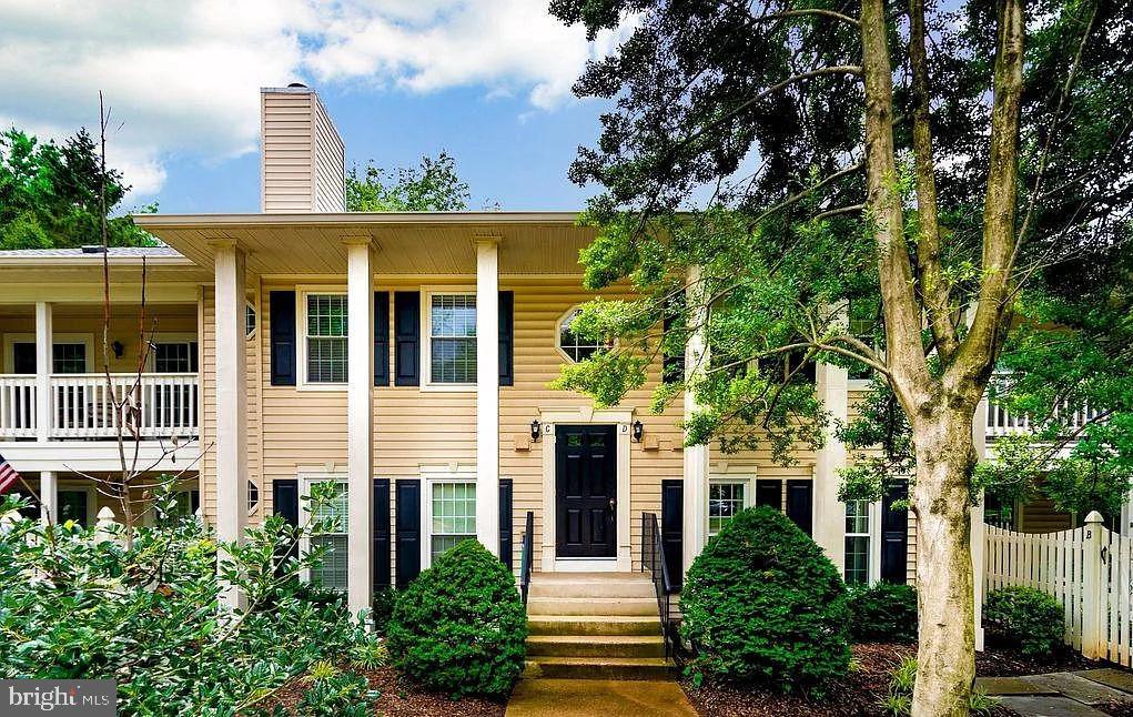 10194 Ashbrooke Court #119, Oakton