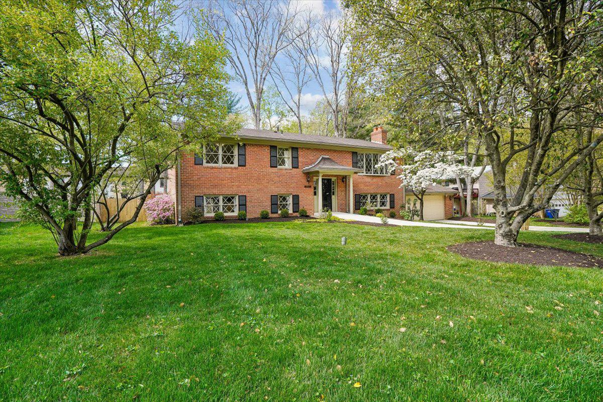 8913 Bluegate Drive, Fairfax