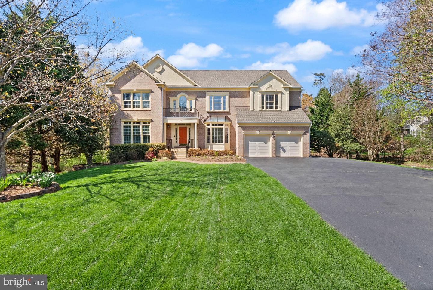 12212 Jonathons Glen Way, Herndon