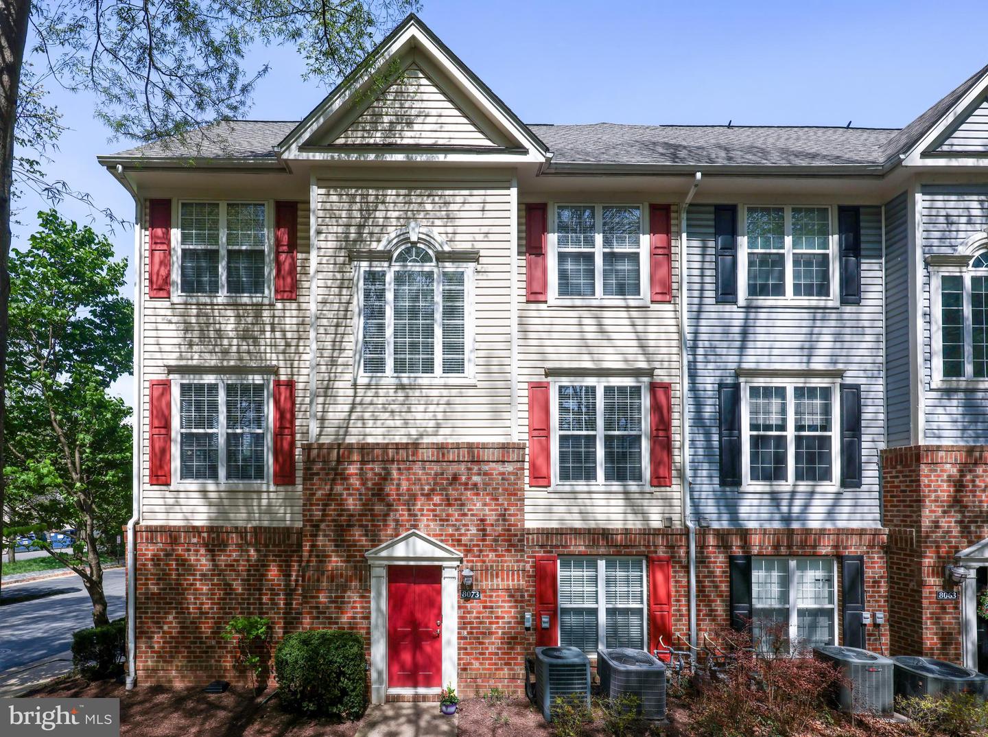 8073 Nicosh Circle Lane #53, Falls Church