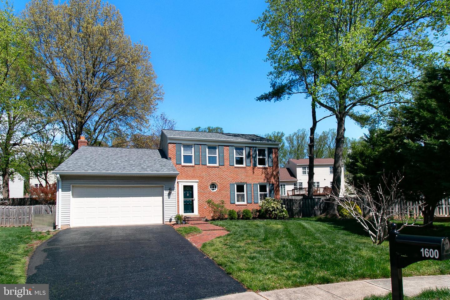 1600 Folley Lick Court, Herndon