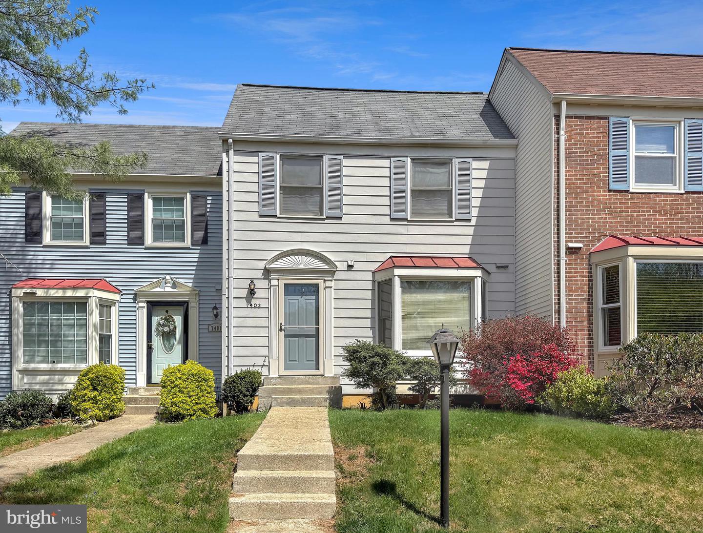 7403 Foxleigh Way, Alexandria