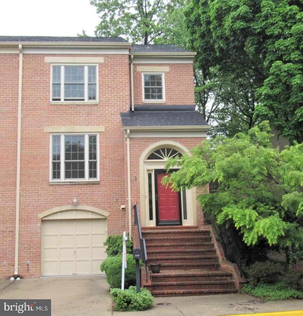1433 Mclean Mews Court, Mclean