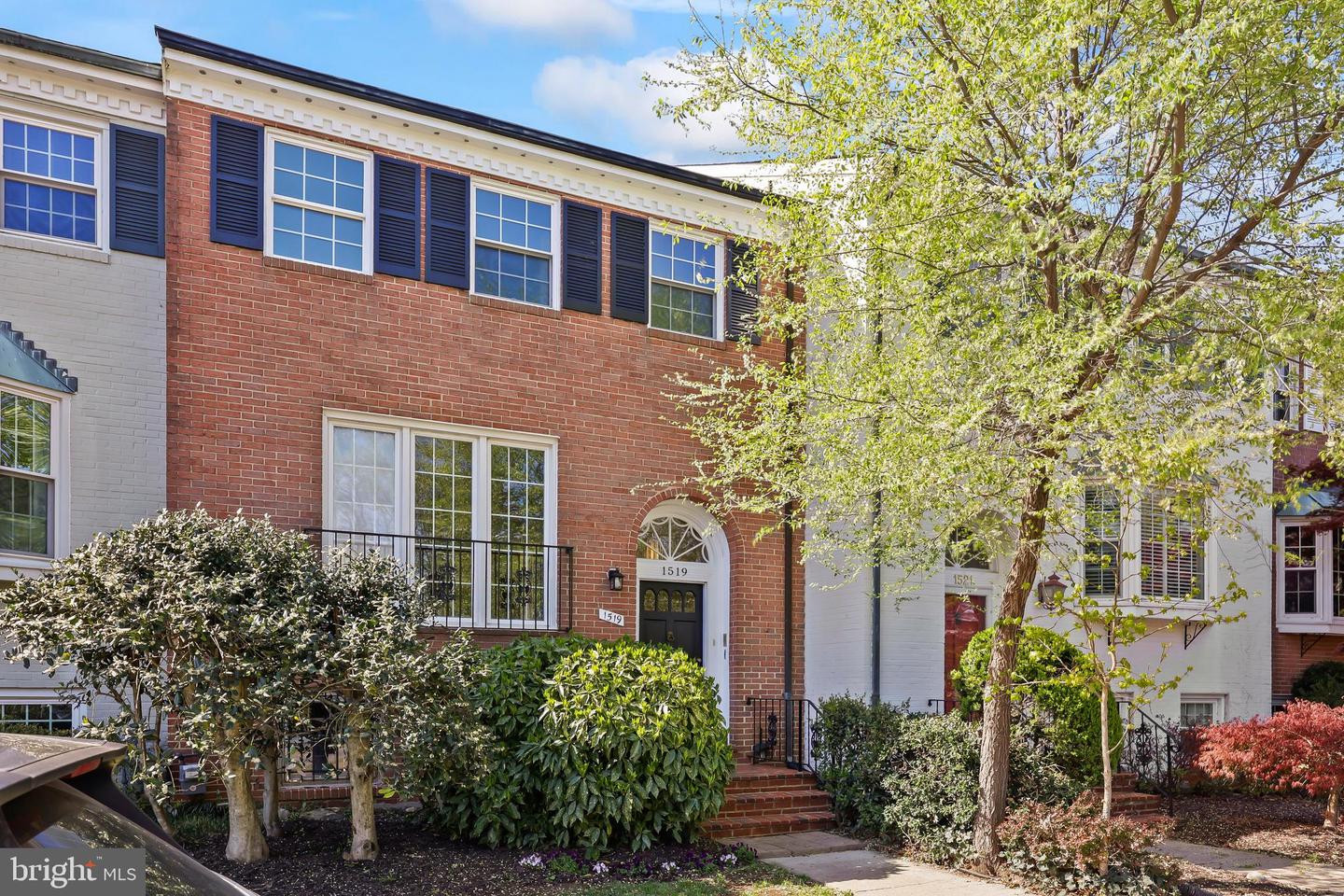 1519 Belle Haven Road, Alexandria