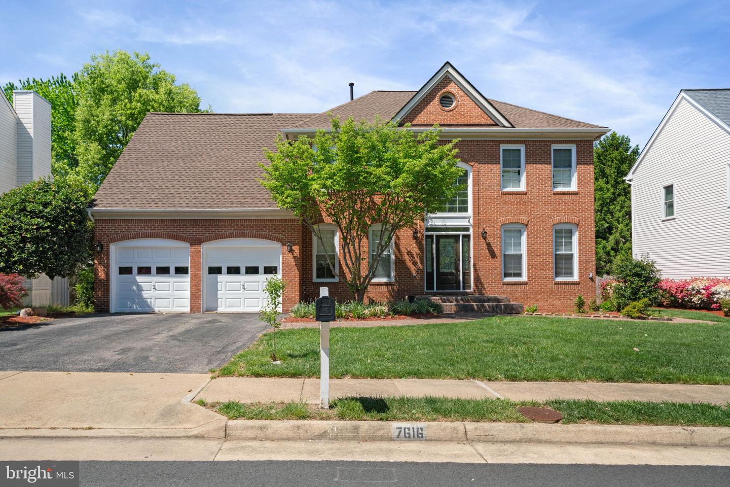 7616 Seabrook Lane, Springfield