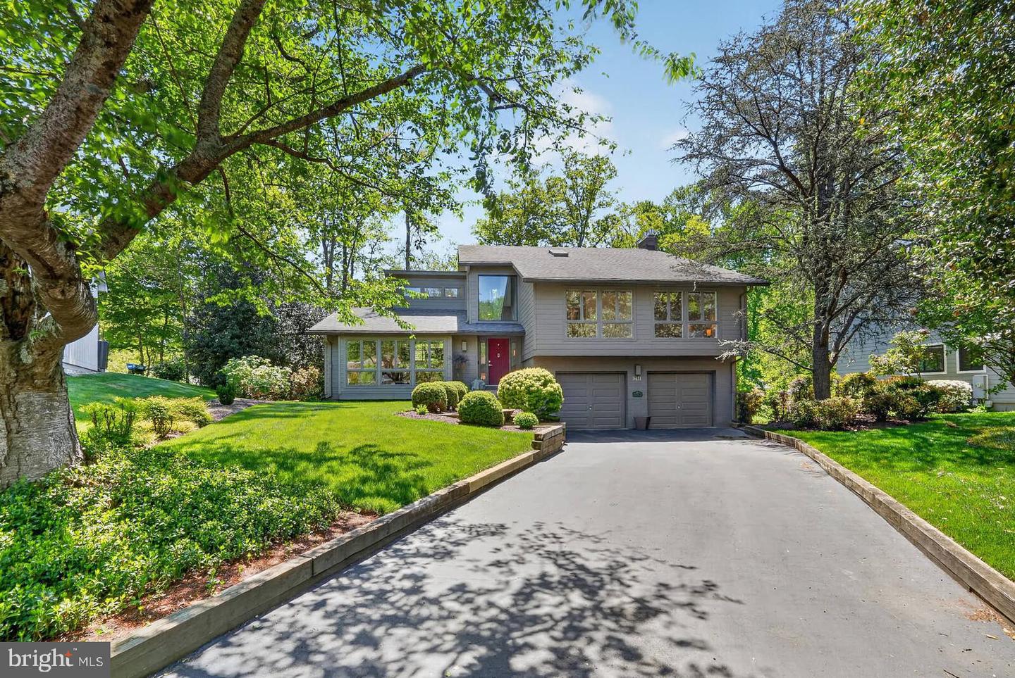 9431 Talisman Drive, Vienna