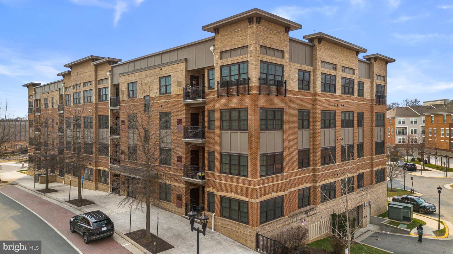 9521 Bastille Street #305